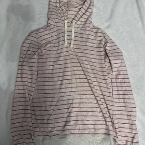 Woman’s Nike hoodie sz medium
